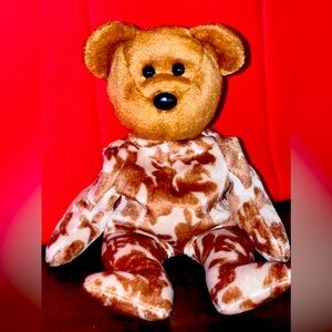 Vintage Ty Beanie Babies Hero the Bear. No Swing Tags